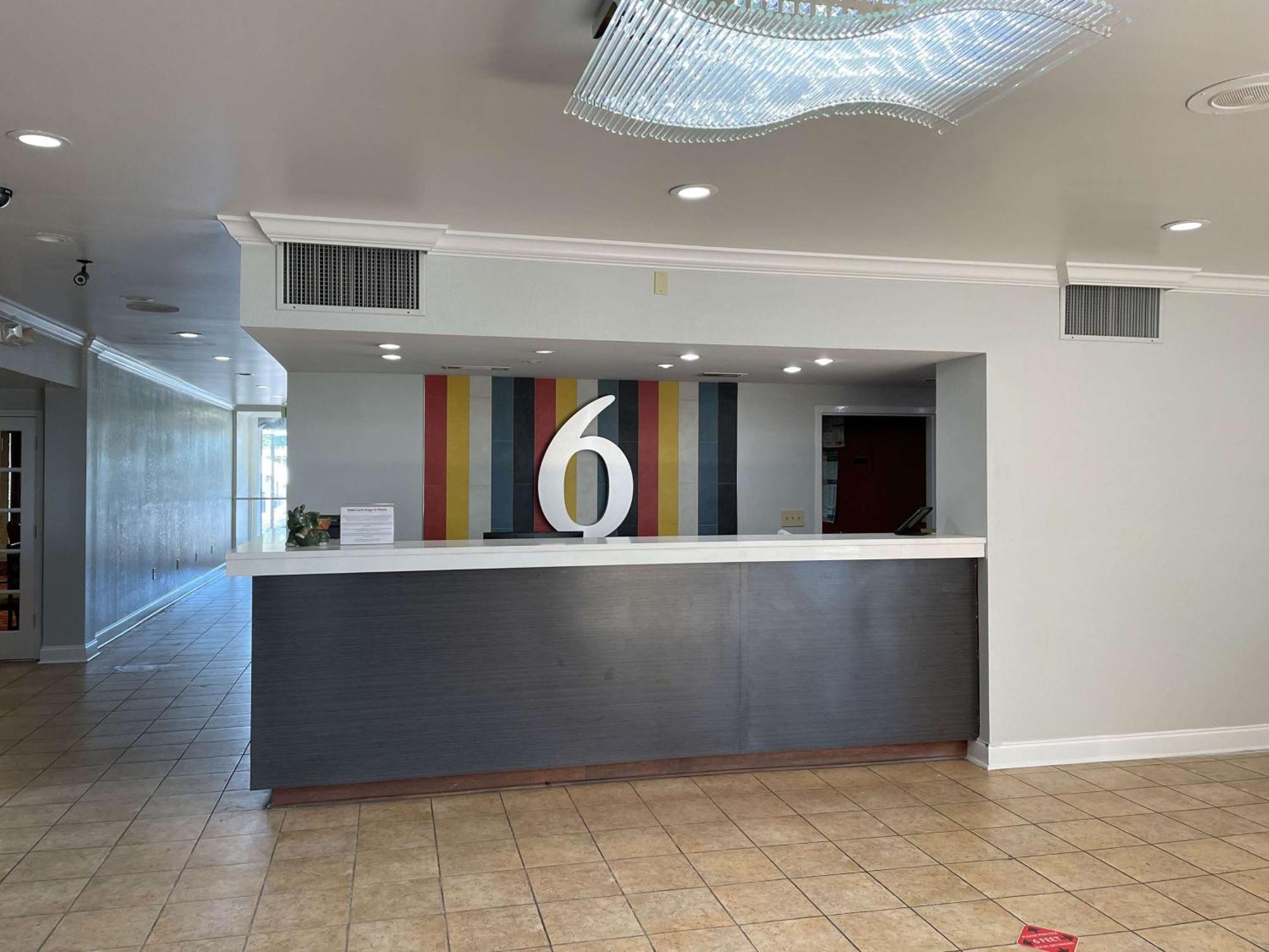 Motel 6 Opelika Al Exteriér fotografie
